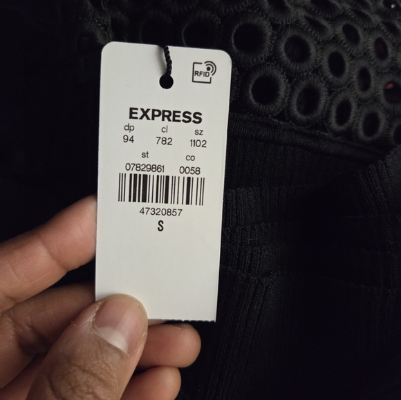 Black Ribbed -Trim Maxi Dress - Women - Picture 5 of 5